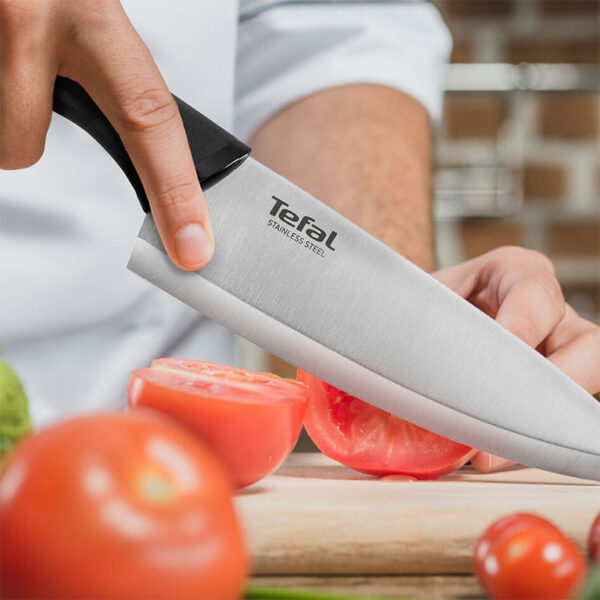 Tefal Comfort Chef Knife 20cm Ideal For Slicing & Chopping All Types of Food High Performance Stainless Steel K2213204