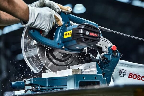 Bosch Multi Material Circular Saw Blade 305 X 30 X 3.2Mm 96T 2608640453